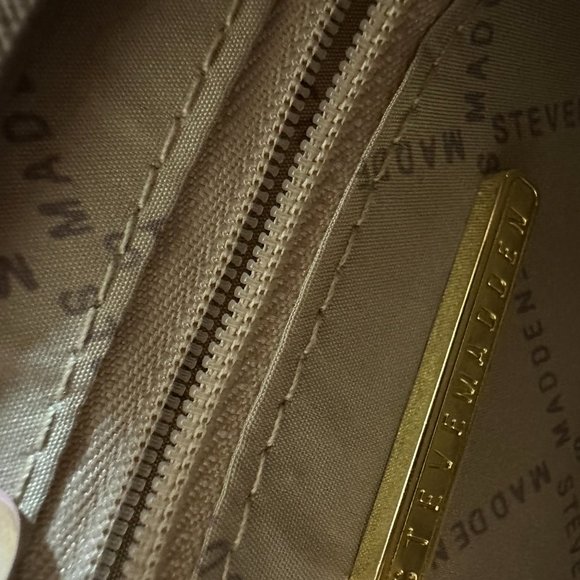 Steve Madden Small Crossbody Handbag with Coin Pouch - Picture 7 of 8